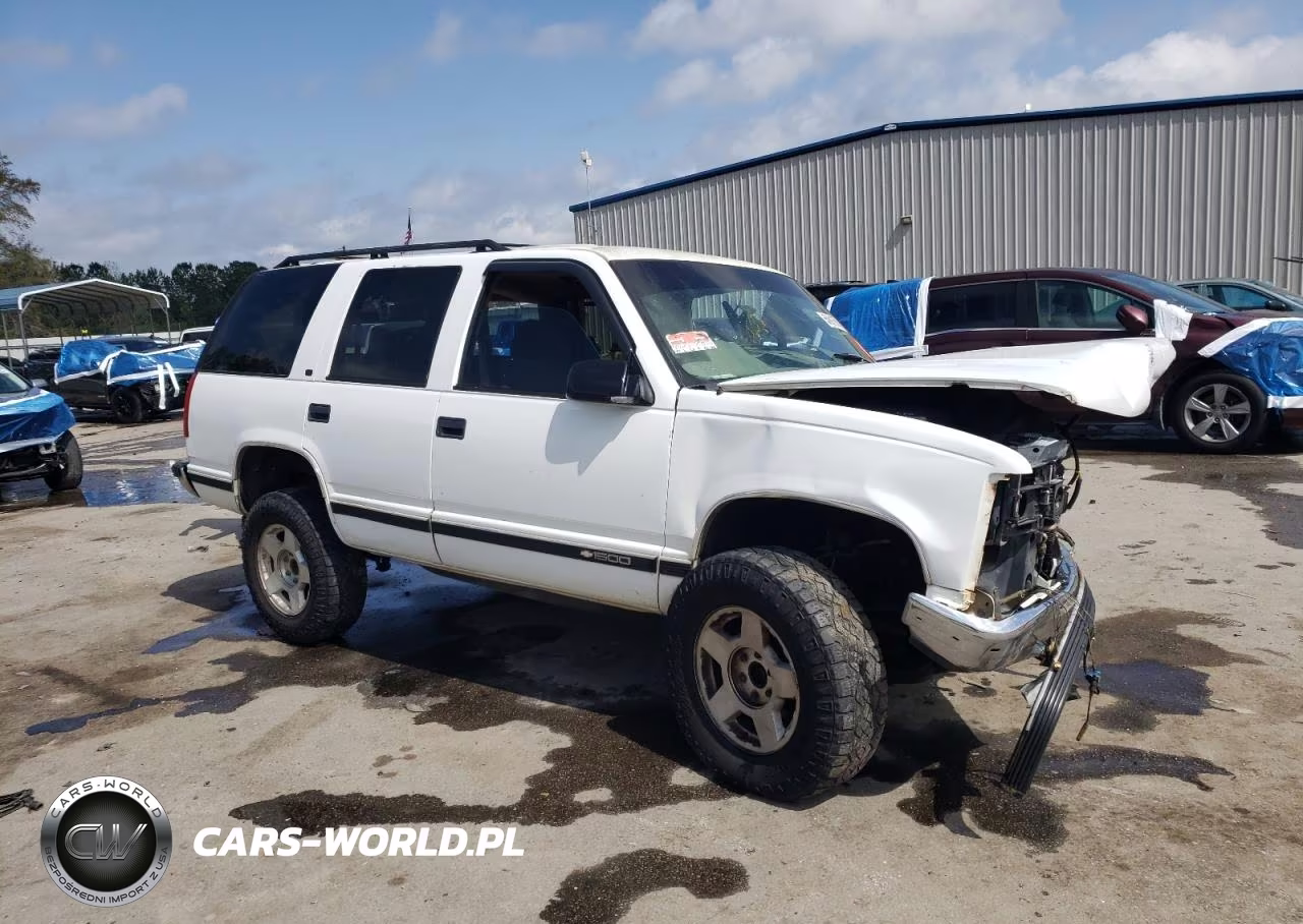 1999 Chevrolet Tahoe K1500 VIN:1GNEK13R8XJ398392 - 4