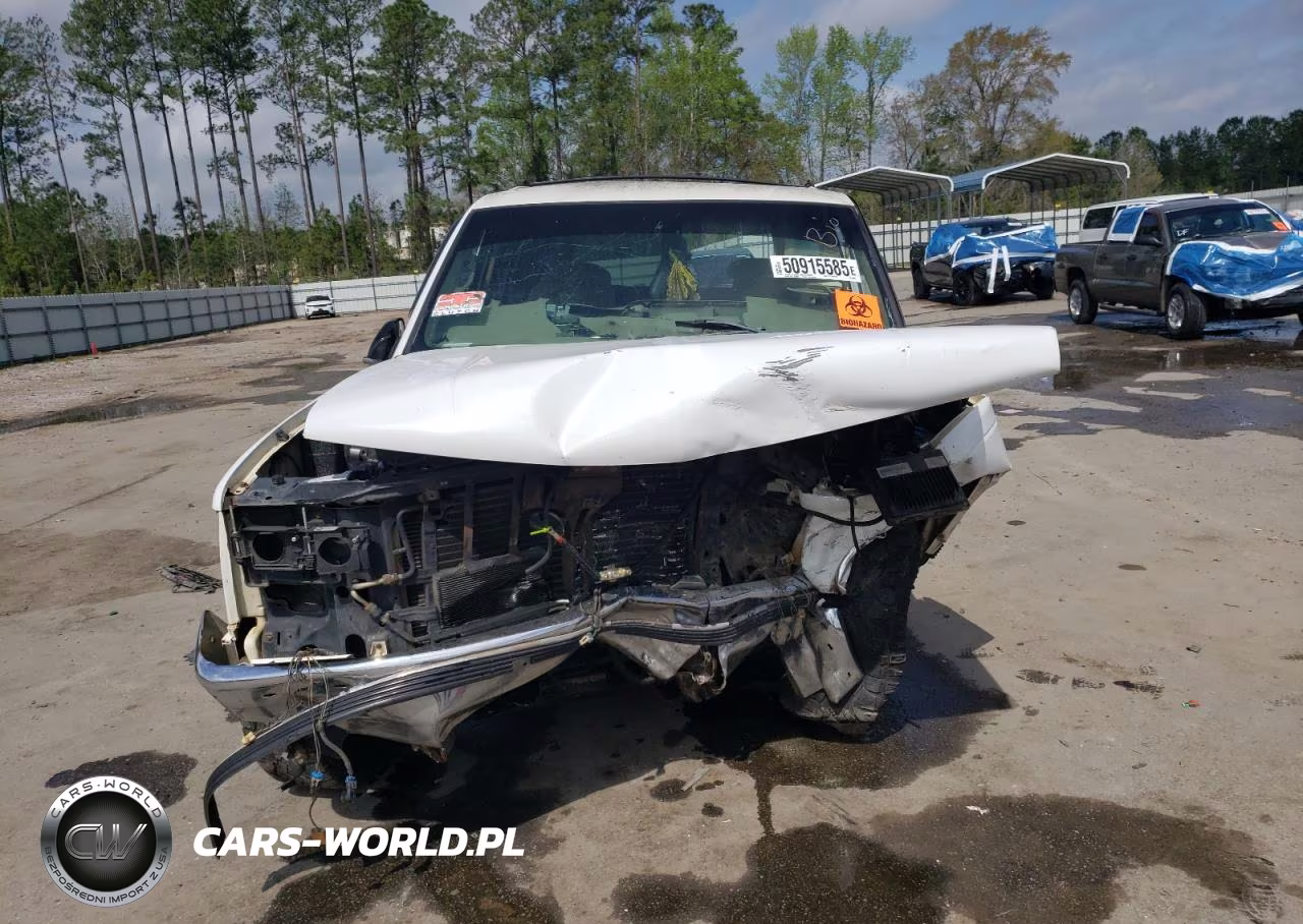 1999 Chevrolet Tahoe K1500 VIN:1GNEK13R8XJ398392 - 5