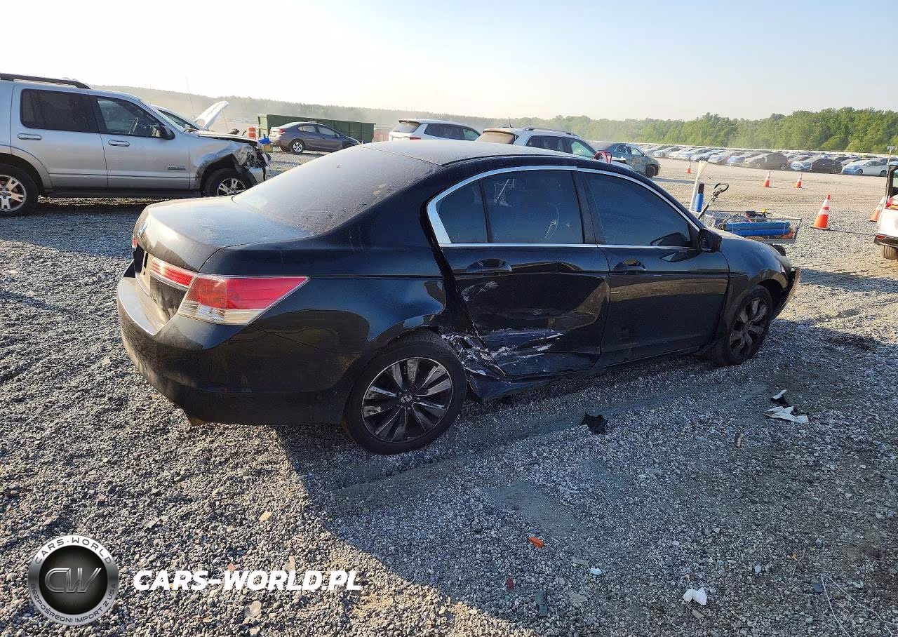 2011 Honda Accord Ex VIN:1HGCP2F76BA070383 - 3