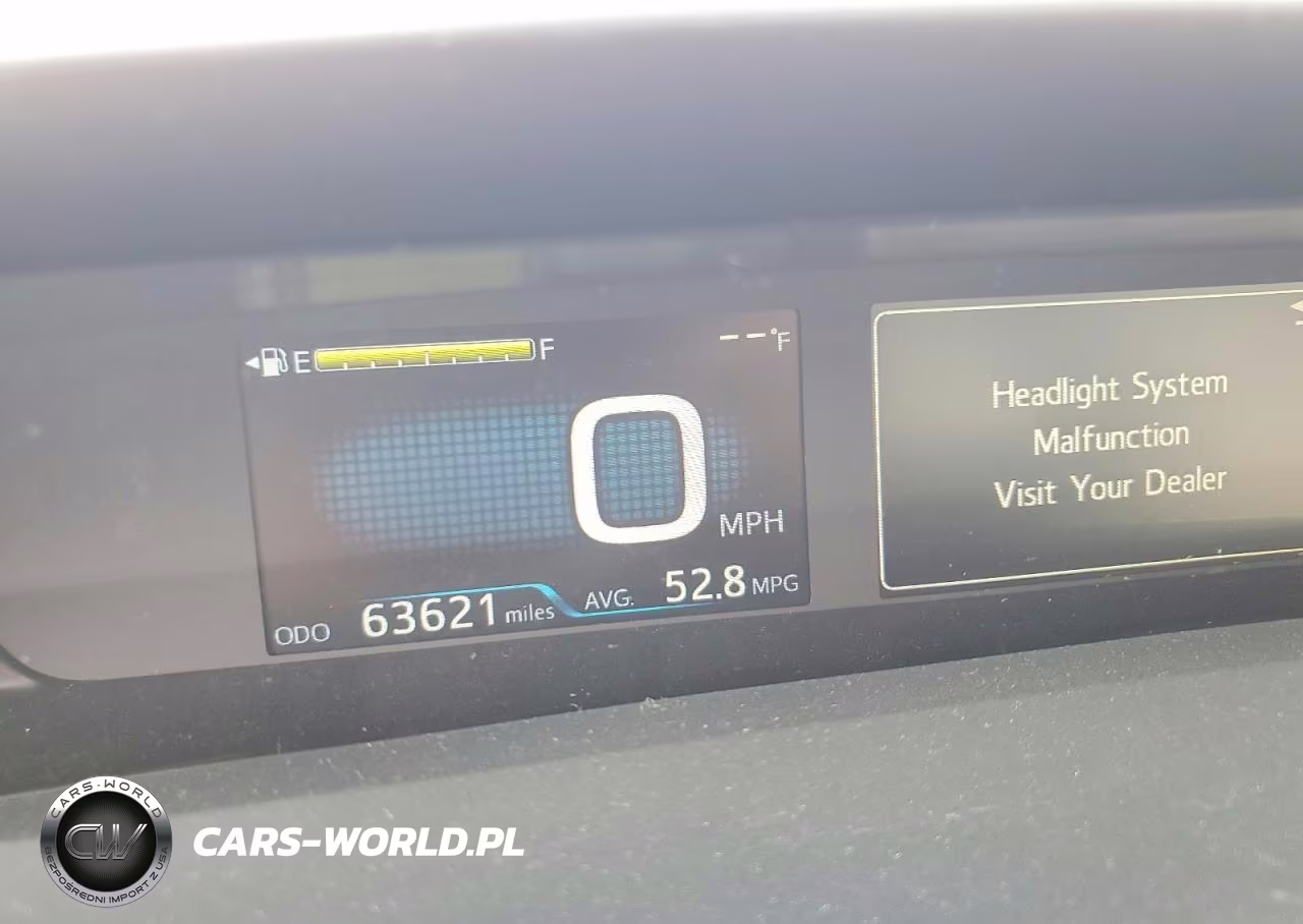 2020 Toyota Prius Le VIN:JTDKARFU1L3112216 - 9