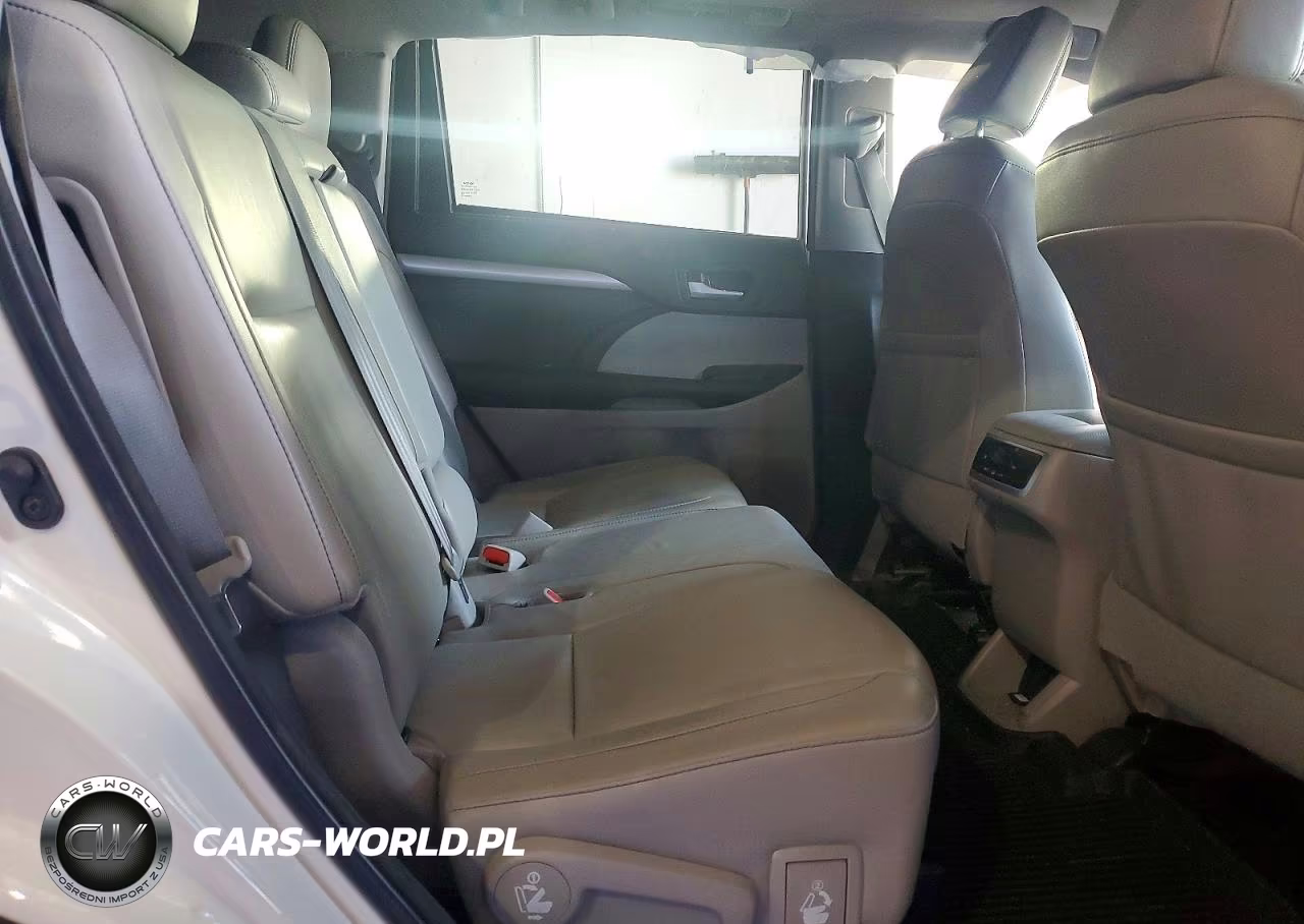 2018 Toyota Highlander Xle VIN:5TDJZRFH2JS541951 - 11