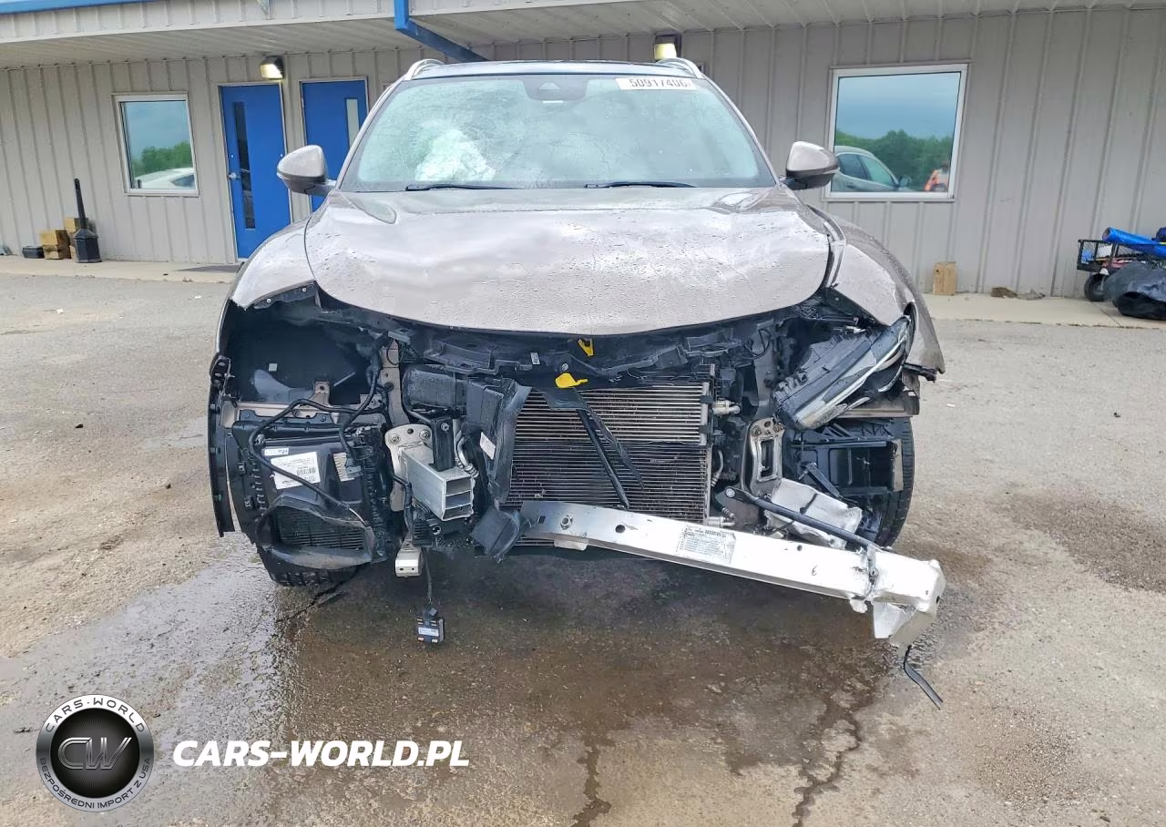 2019 Alfa Romeo Stelvio Ti VIN:ZASPAKBN5K7C45149 - 5