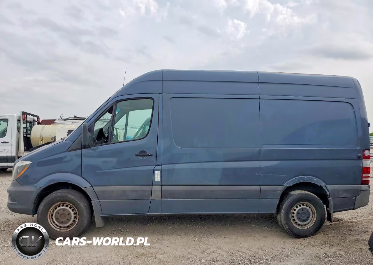 2018 Mercedes Benz Sprinter 2500 Delivery Van VIN:WD3PE7CD3JP622442 - 2
