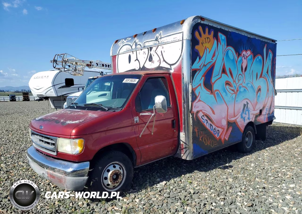 2001 Ford Econoline E450 Super Duty Cutaway Van