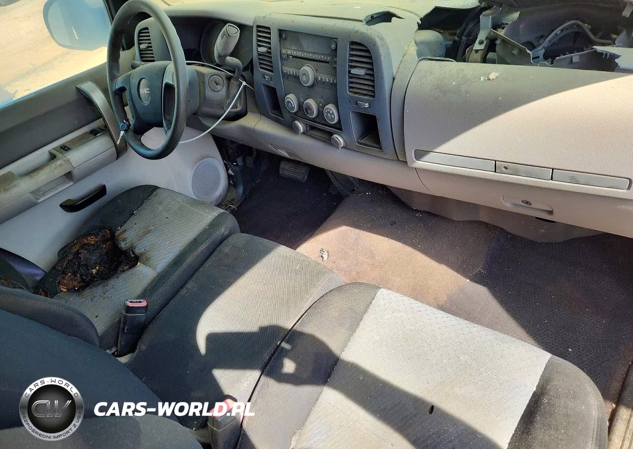 2008 GMC Sierra C1500 VIN:1GTEC14X08Z325930 - 8