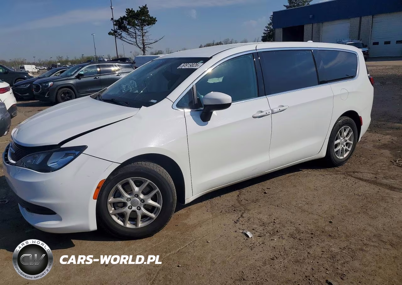2017 Chrysler Pacifica Touring – zdjęcie 1 z 13