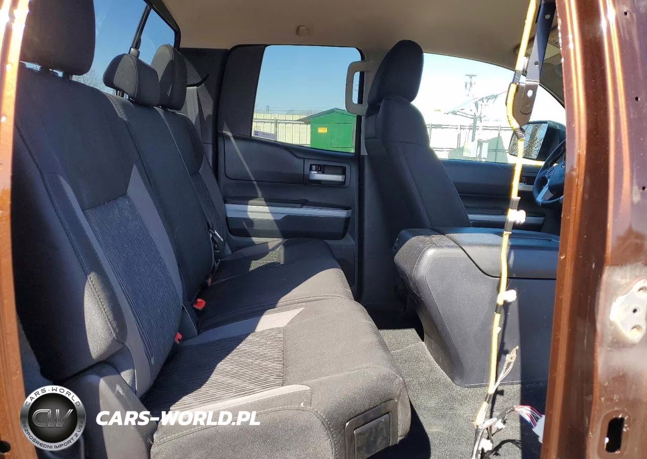 2017 Toyota Tundra Sr5 VIN:5TFUY5F14HX584655 - 10