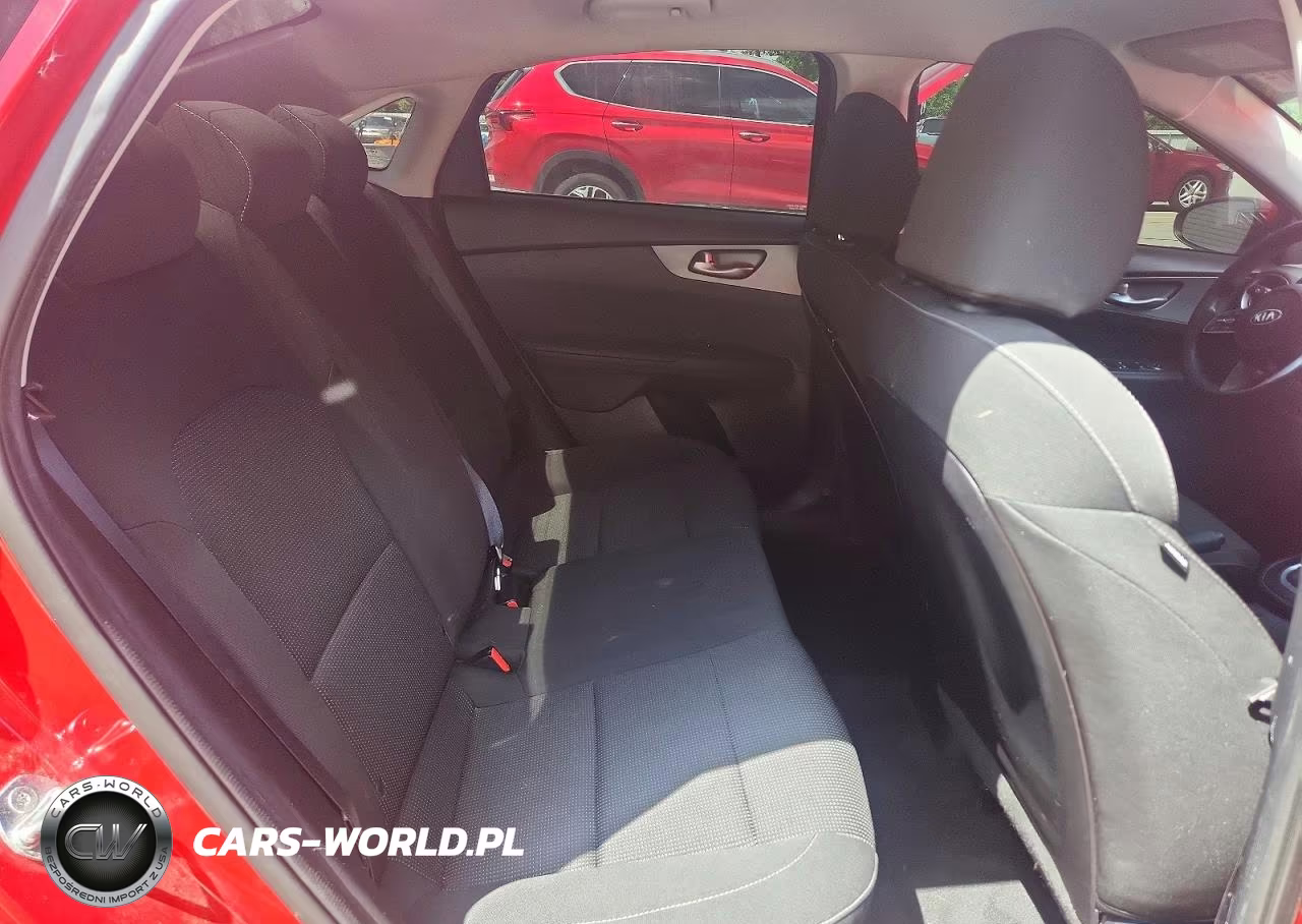 2020 Kia Forte Lxs VIN:3KPF24AD6LE188113 - 10