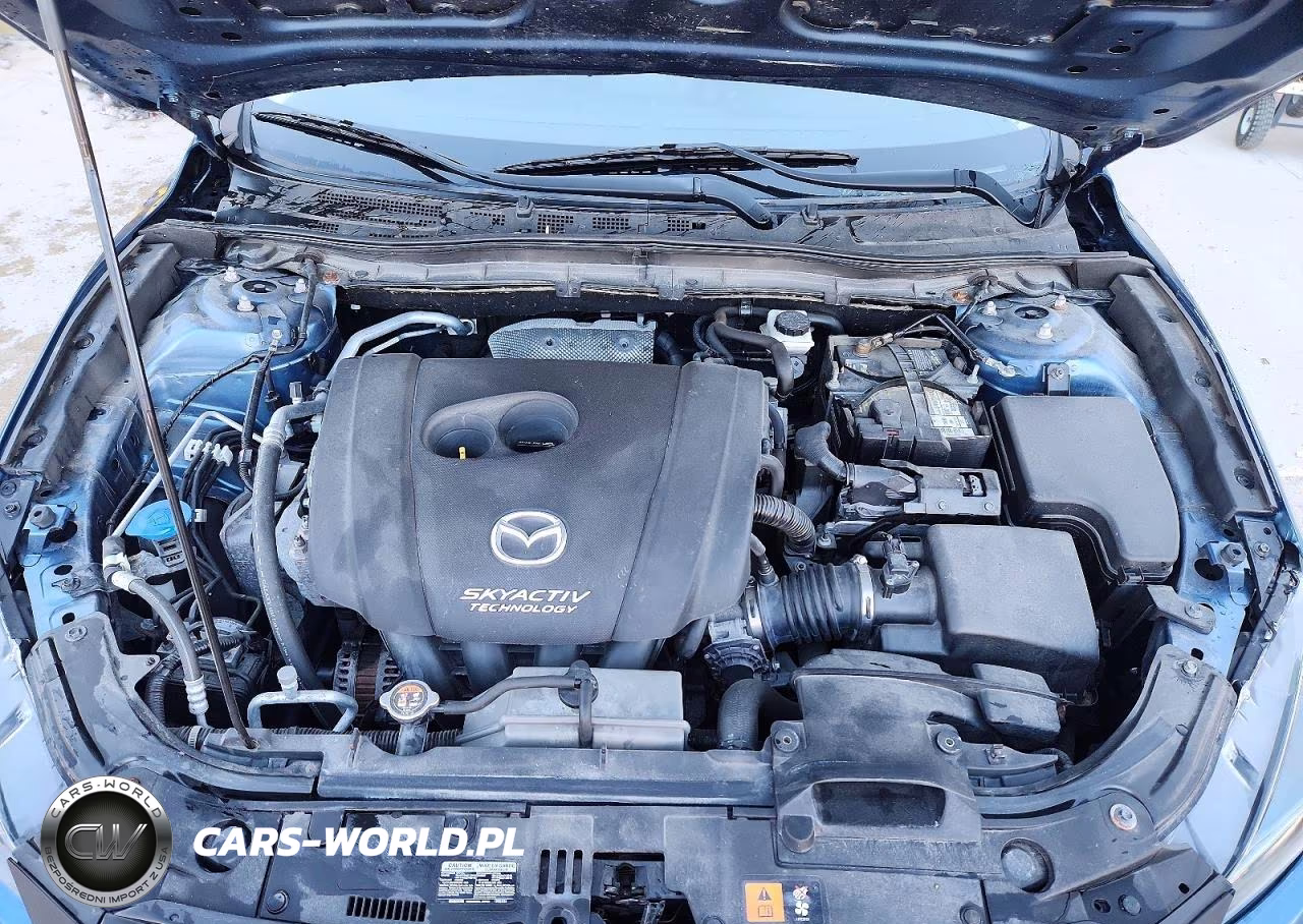 2018 Mazda 3 Touring VIN:3MZBN1L38JM188168 - 12