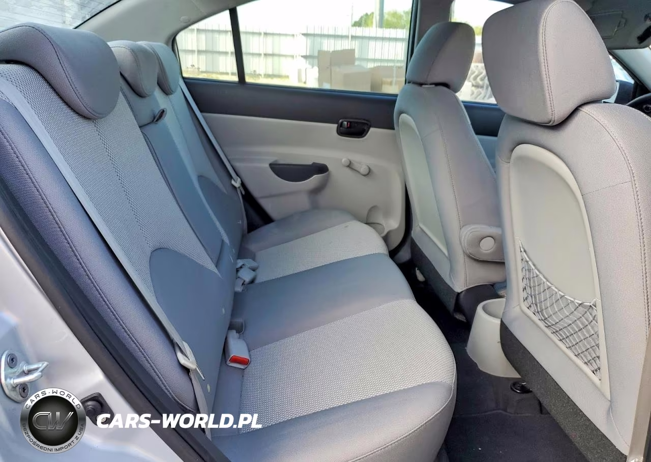 2010 Hyundai Accent Gls VIN:KMHCN4AC3AU518088 - 10