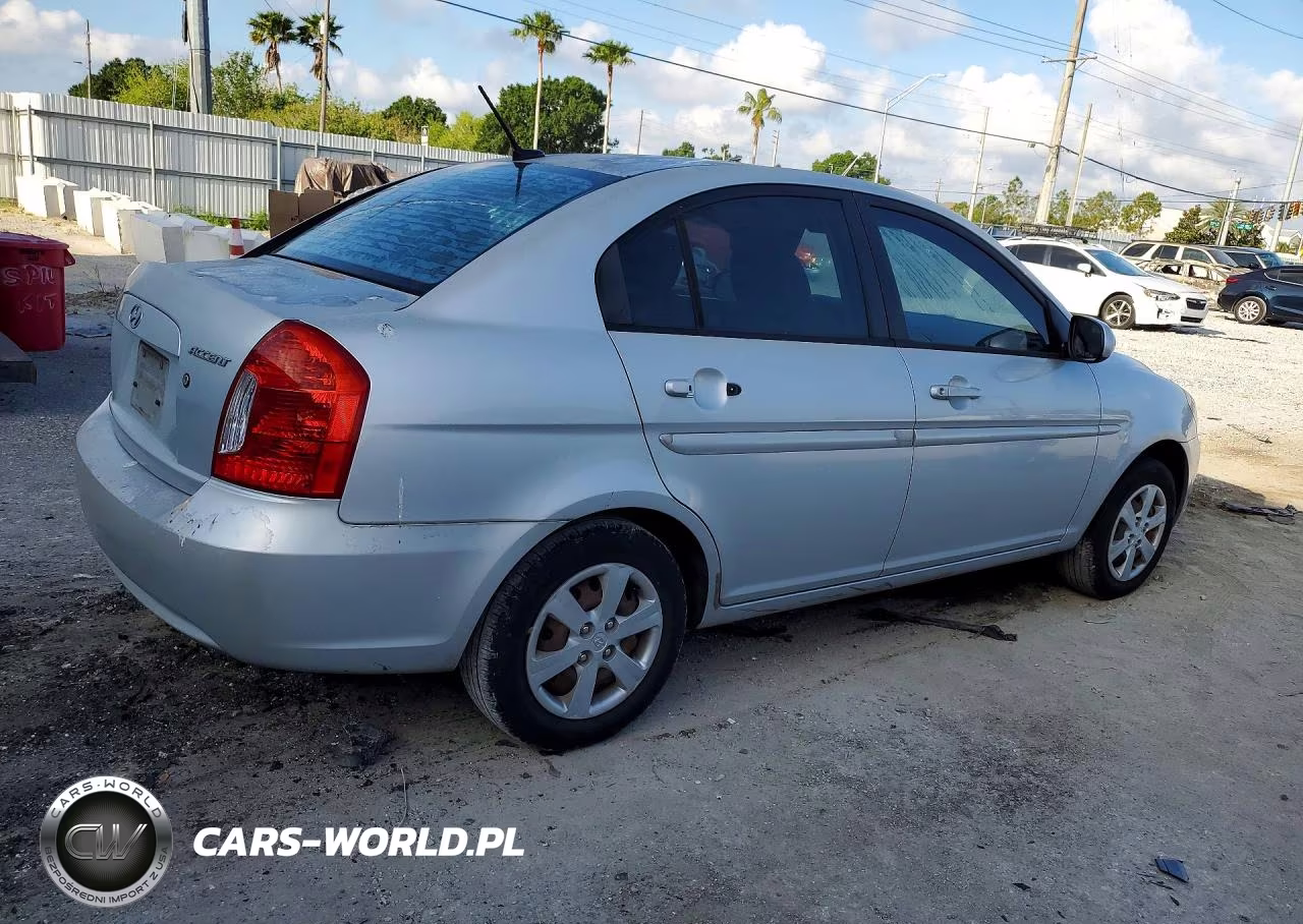 2010 Hyundai Accent Gls VIN:KMHCN4AC3AU518088 - 3