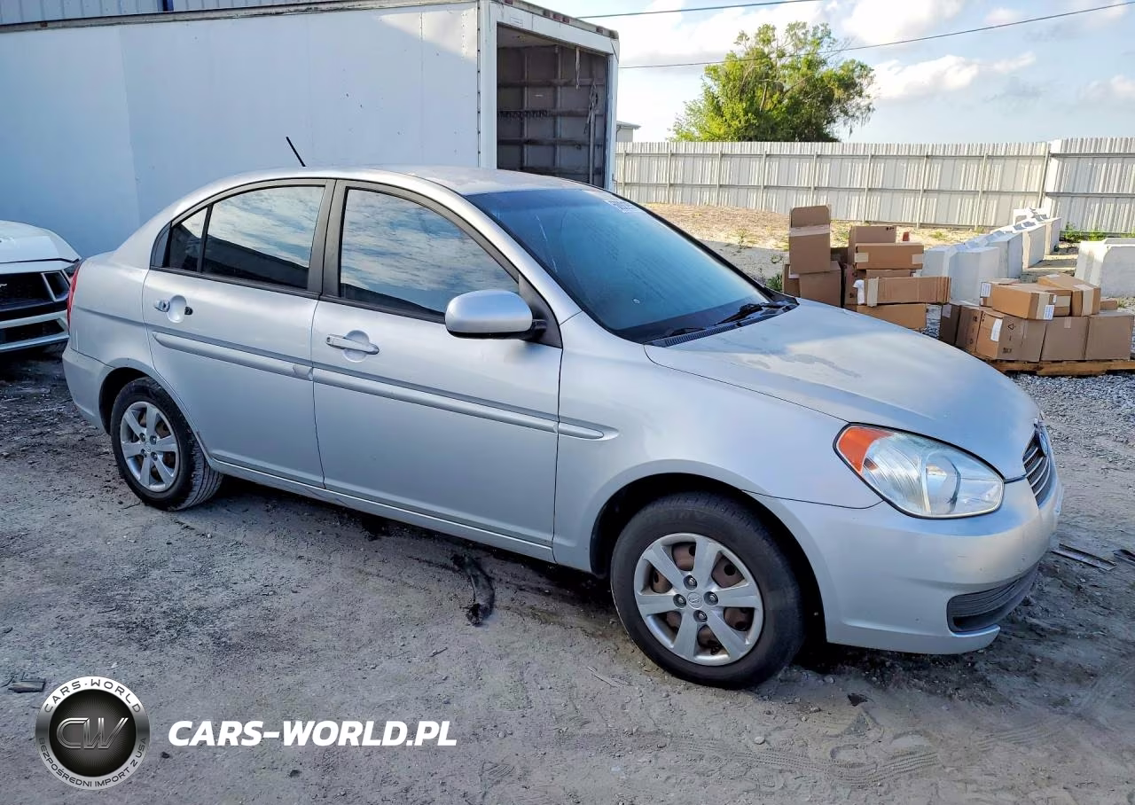 2010 Hyundai Accent Gls VIN:KMHCN4AC3AU518088 - 4