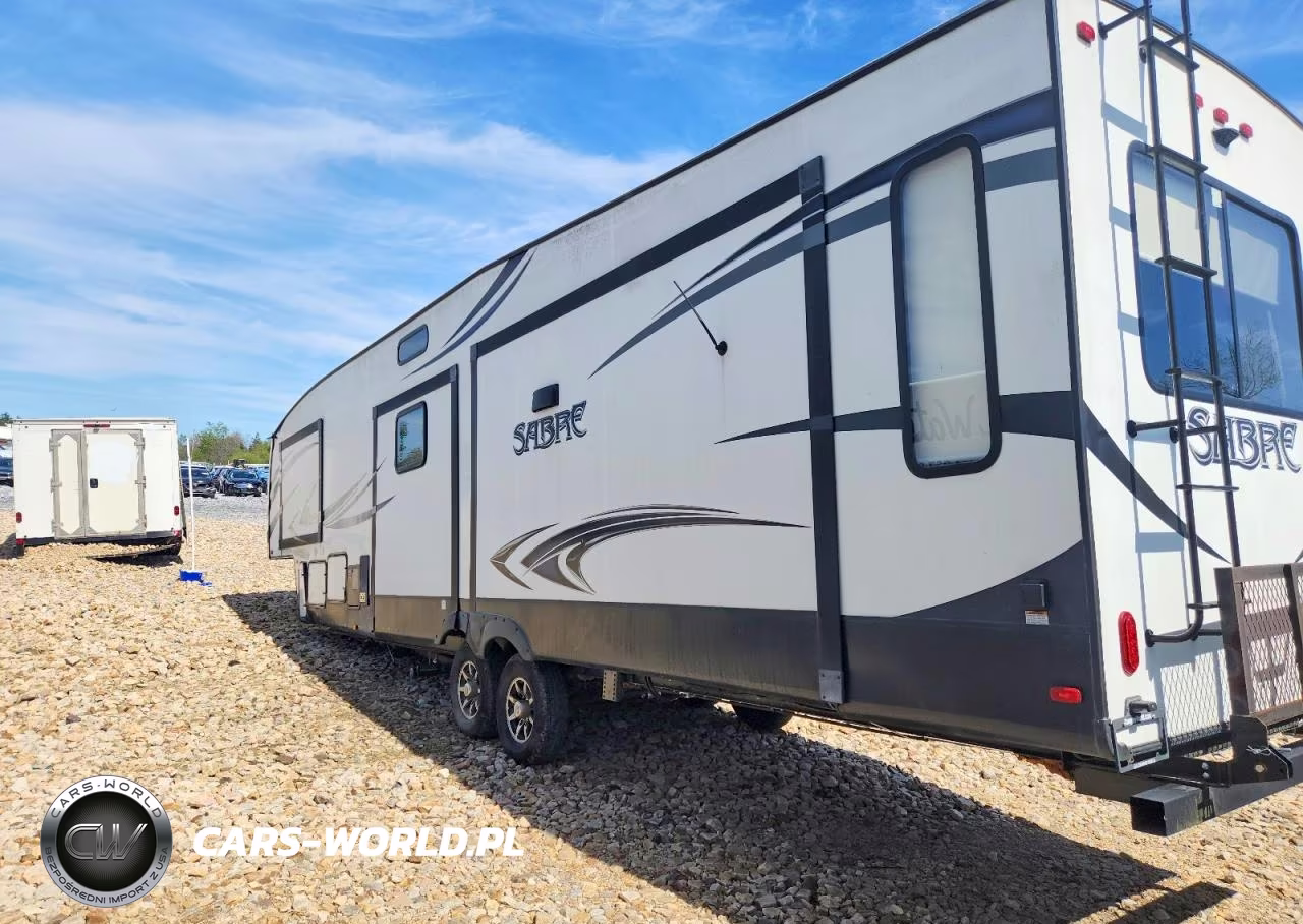 2018 Forest River Sabre Camper VIN:4X4FSRM21J3012348 - 3
