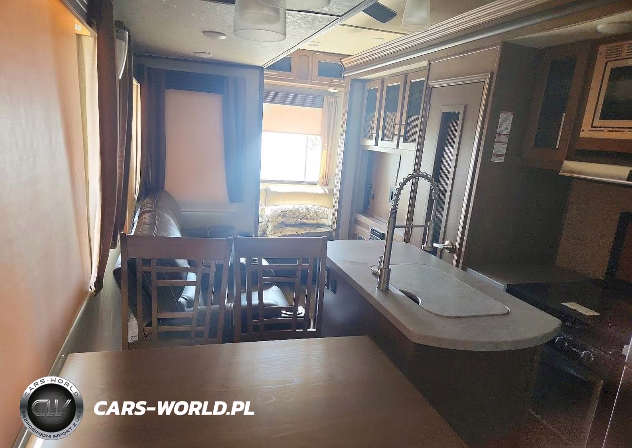 2018 Forest River Sabre Camper VIN:4X4FSRM21J3012348 - 6