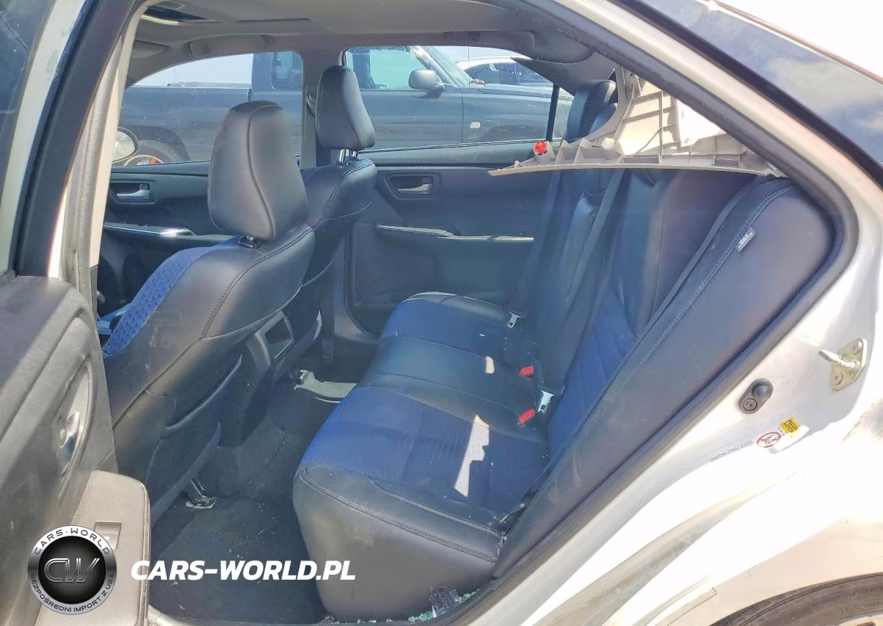 2016 Toyota Camry Special Edition VIN:4T1BF1FK2GU555956 - 10