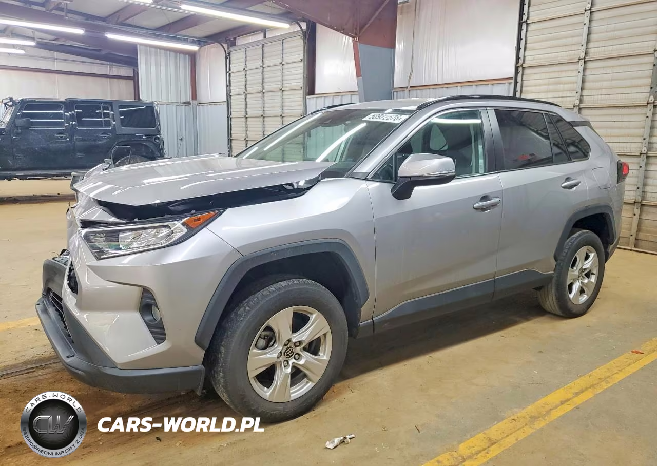 2021 Toyota Rav4 Xle – zdjęcie 1 z 13