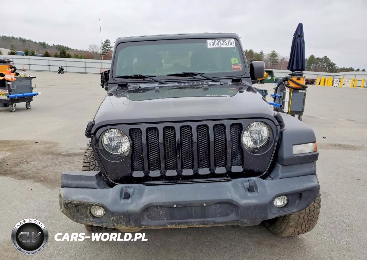 2018 Jeep Wrangler Unlimited Sport VIN:1C4HJXDN0JW253834 - 5