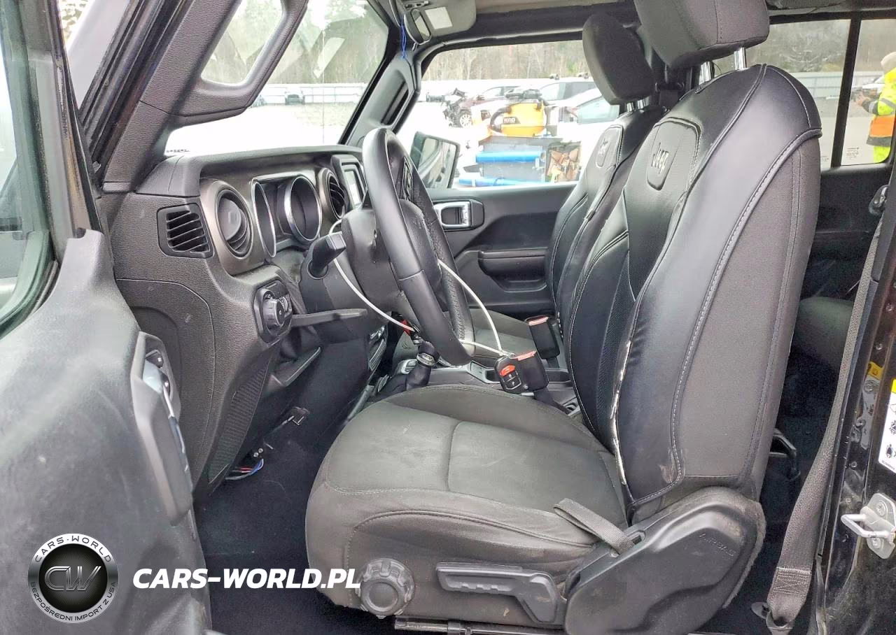2018 Jeep Wrangler Unlimited Sport VIN:1C4HJXDN0JW253834 - 7