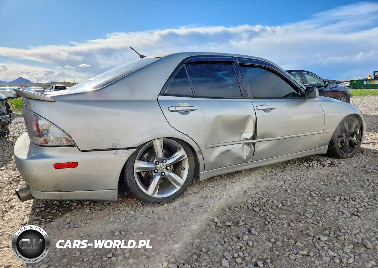 2001 Lexus Is 300 VIN:JTHBD182010011119 - 3