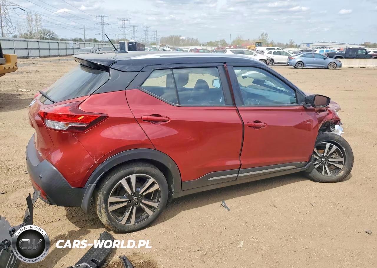 2020 Nissan Kicks Sr VIN:3N1CP5DV7LL554495 - 3