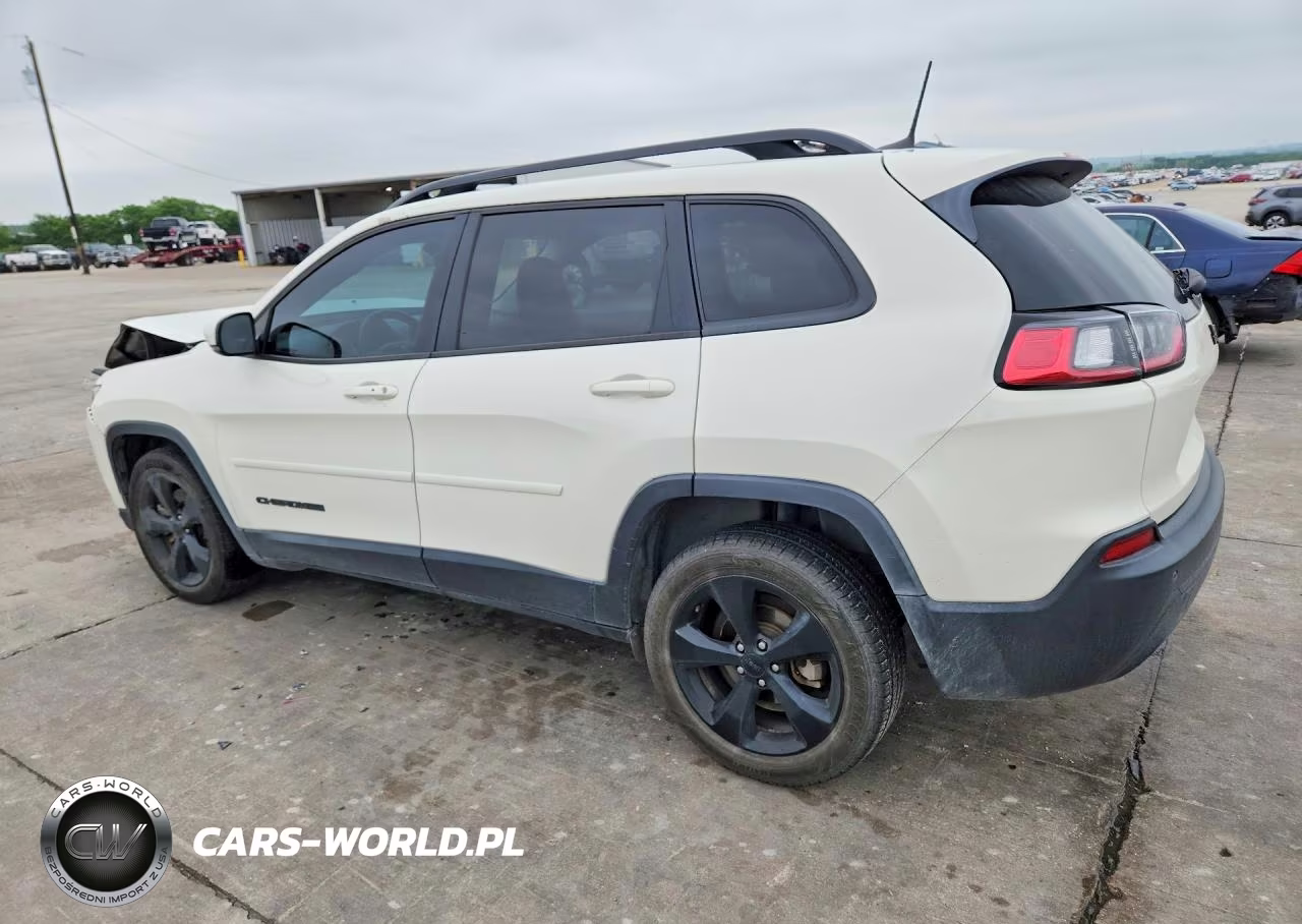 2019 Jeep Cherokee Latitude Plus VIN:1C4PJLLB9KD403996 - 2