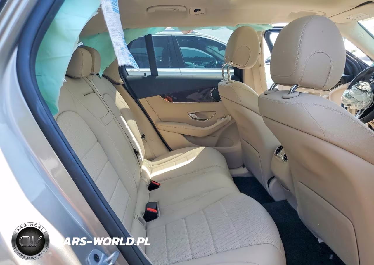 2021 Mercedes-Benz Glc 300 VIN:W1N0G8DB0MF942700 - 10