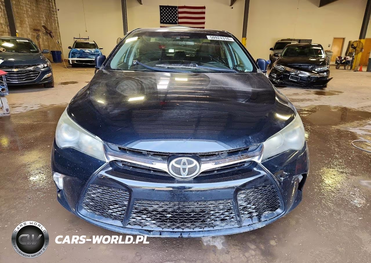 2017 Toyota Camry Se VIN:4T1BF1FK0HU687969 - 5