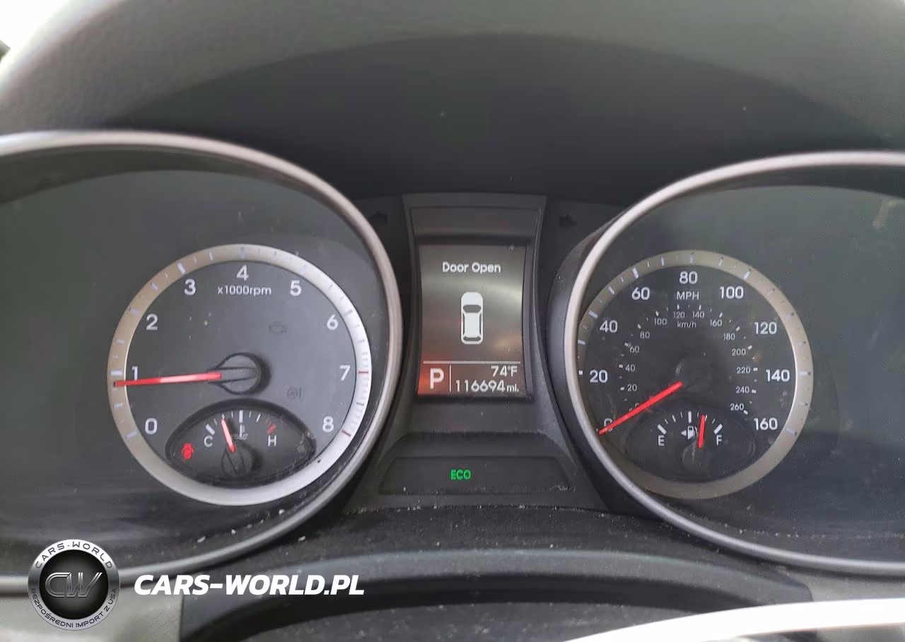 2015 Hyundai Santa Fe Sport 2.4L VIN:5XYZTDLB5FG282691 - 9