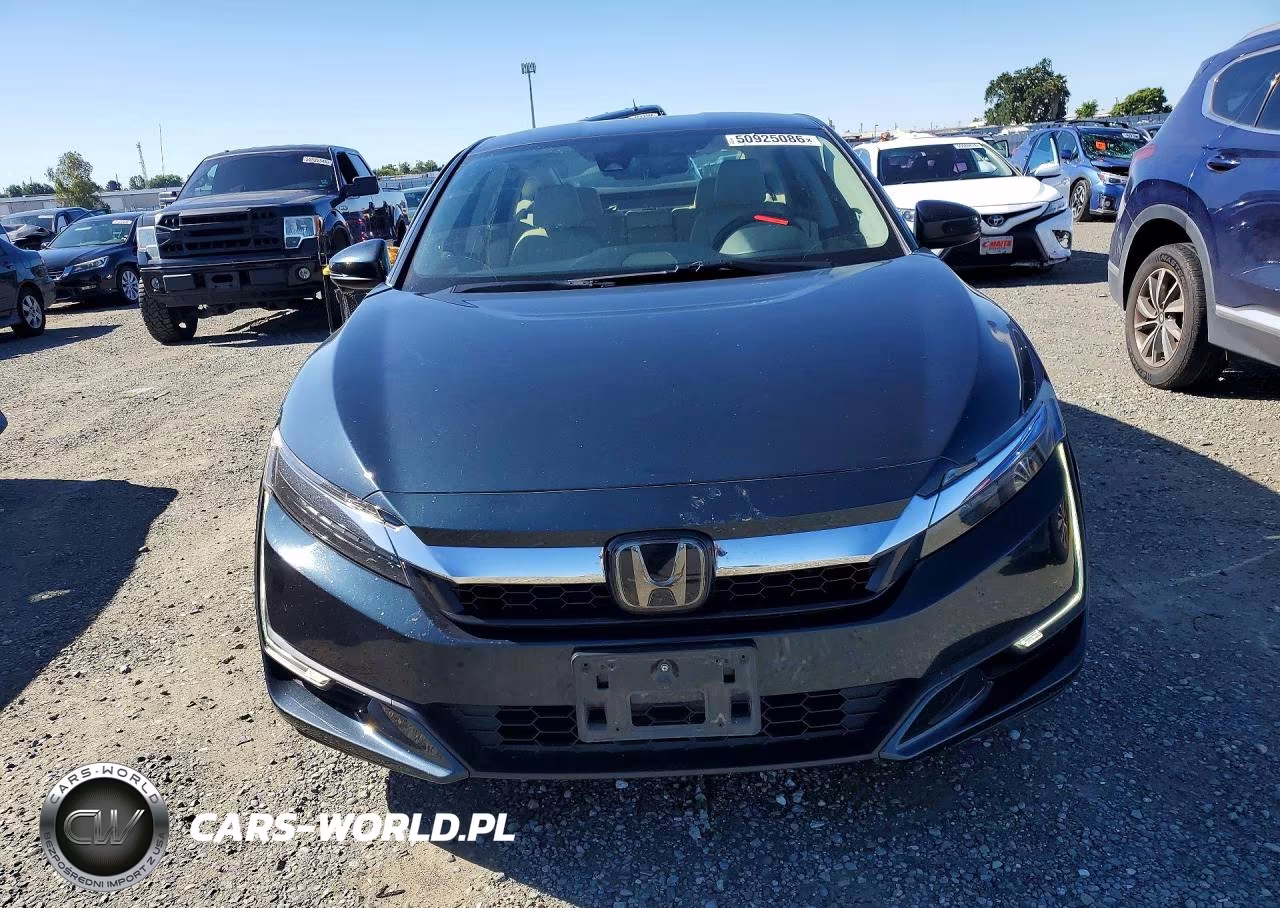 2018 Honda Clarity Touring VIN:JHMZC5F34JC021039 - 5