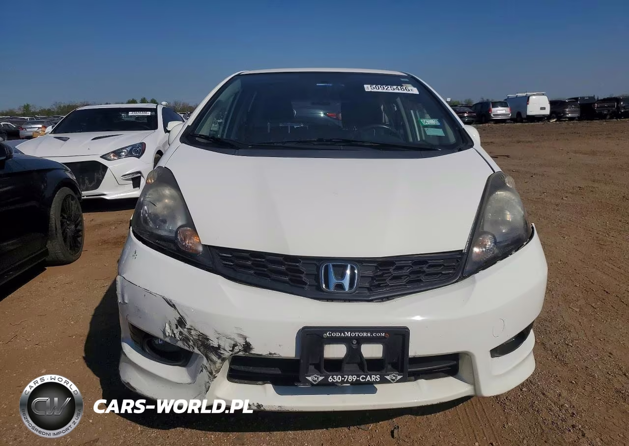 2012 Honda Fit Sport VIN:JHMGE8H56CC000603 - 5