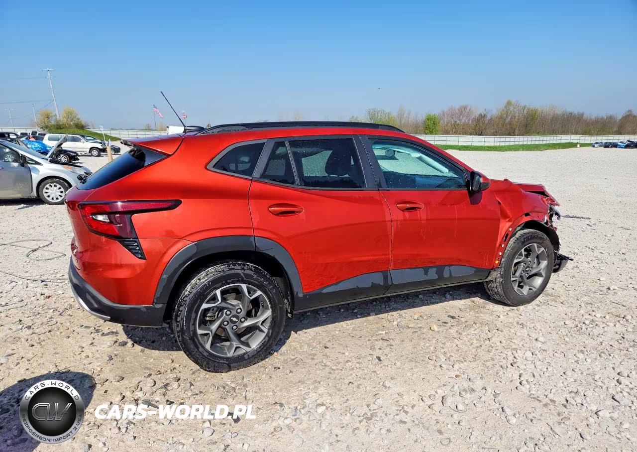 2024 Chevrolet Trax 1Lt VIN:KL77LHE23RC024705 - 3