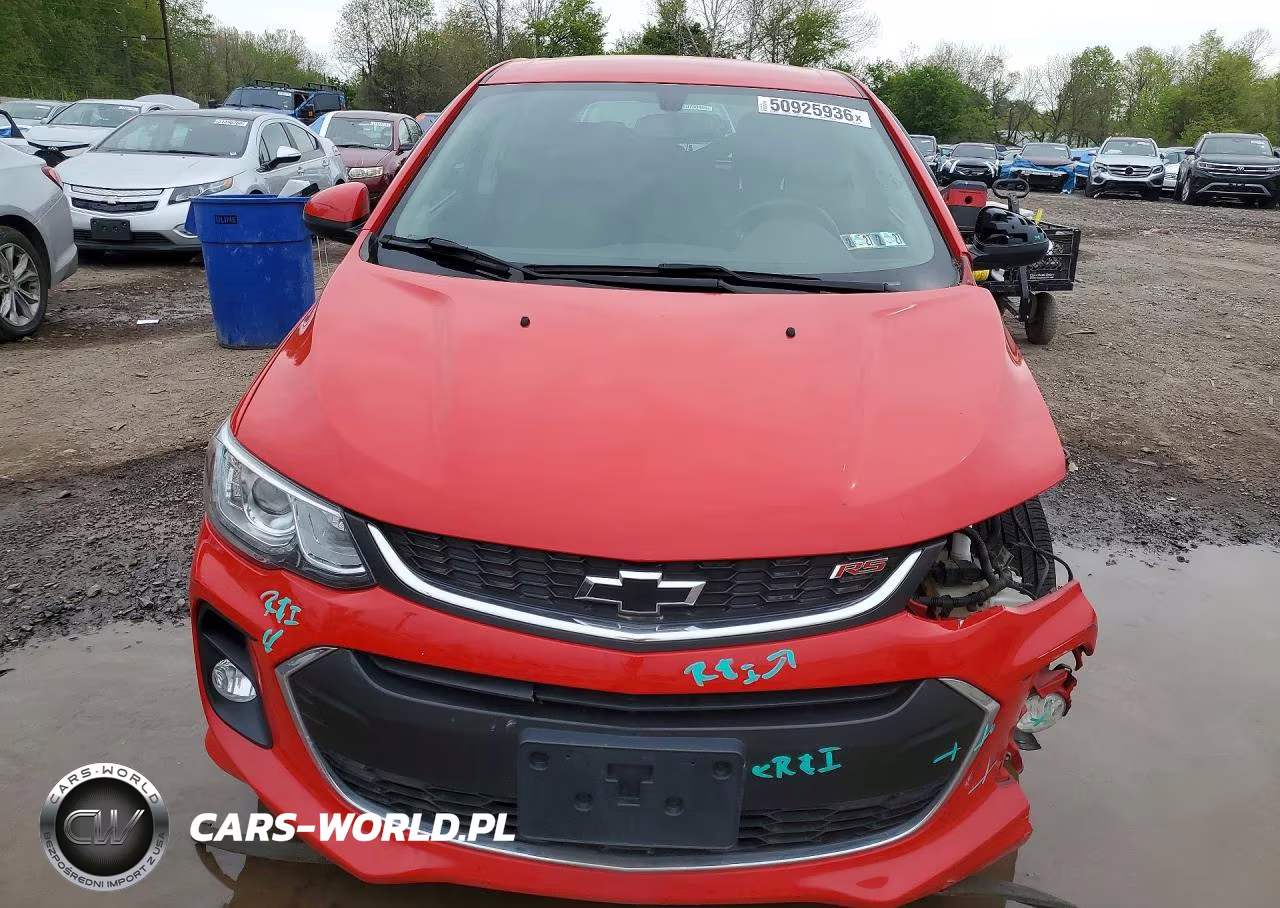 2018 Chevrolet Sonic Lt VIN:1G1JD6SG2J4104661 - 5