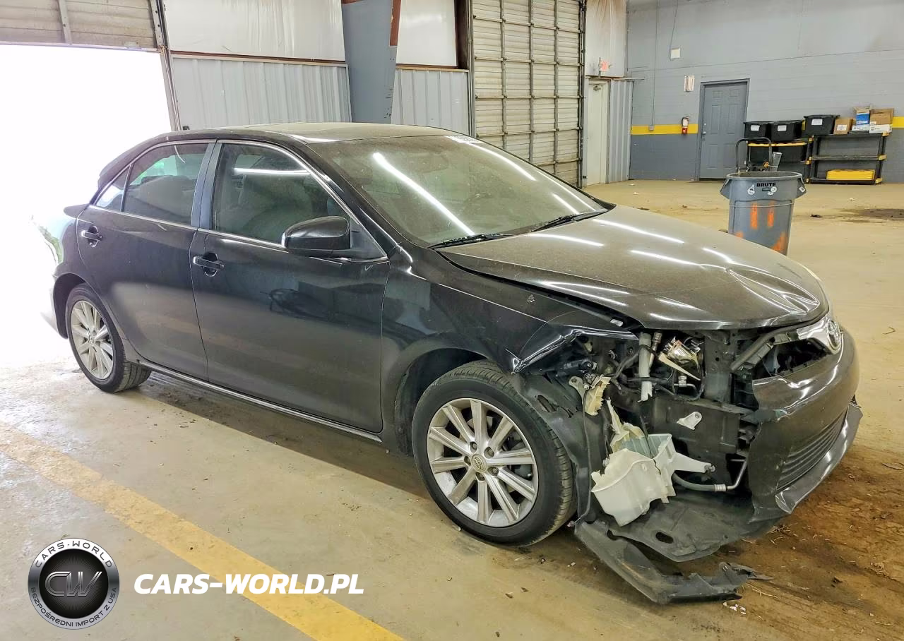 2014 Toyota Camry Xle VIN:4T1BF1FK0EU729522 - 4