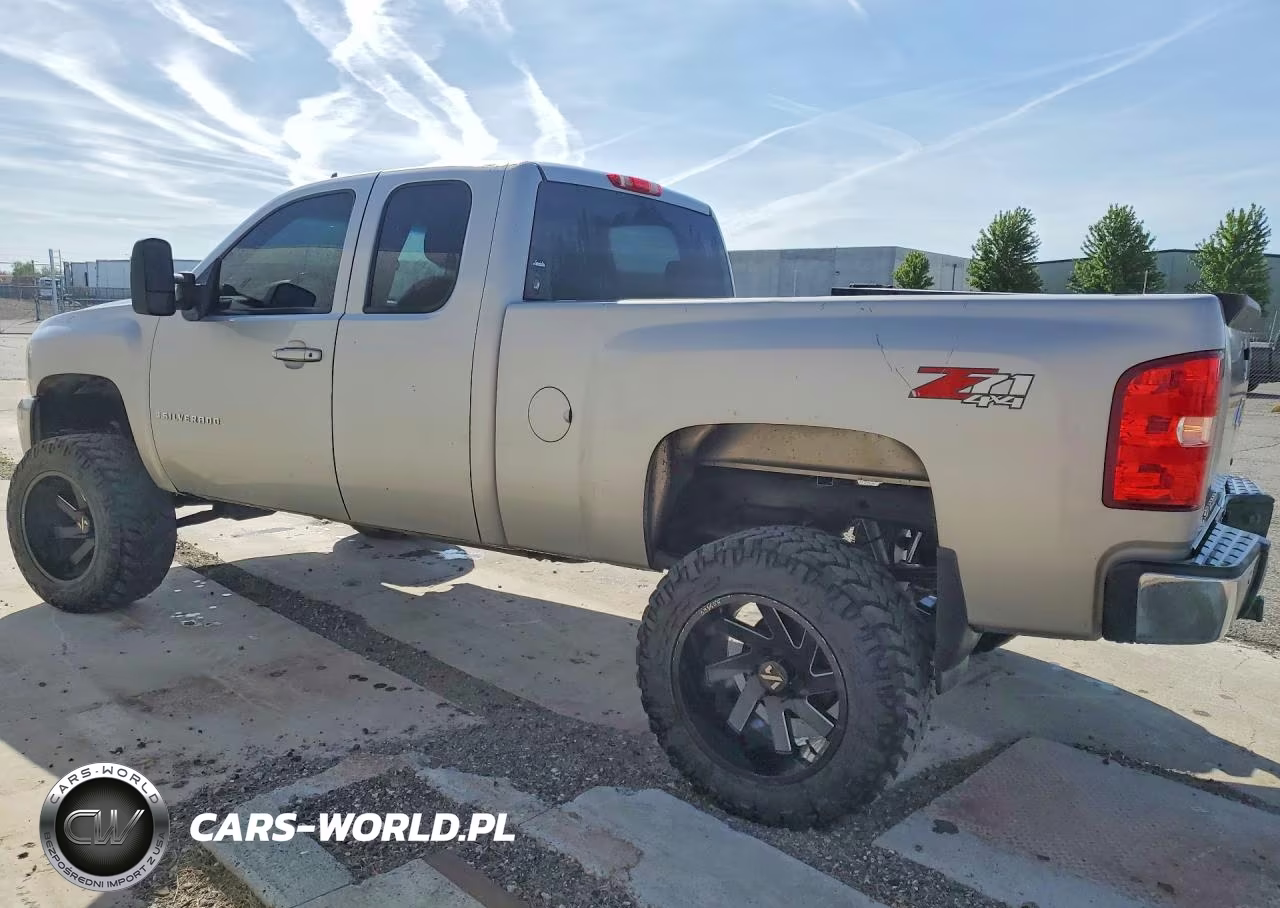 2008 Chevrolet Silverado K1500 VIN:2GCEK19JX81141949 - 2