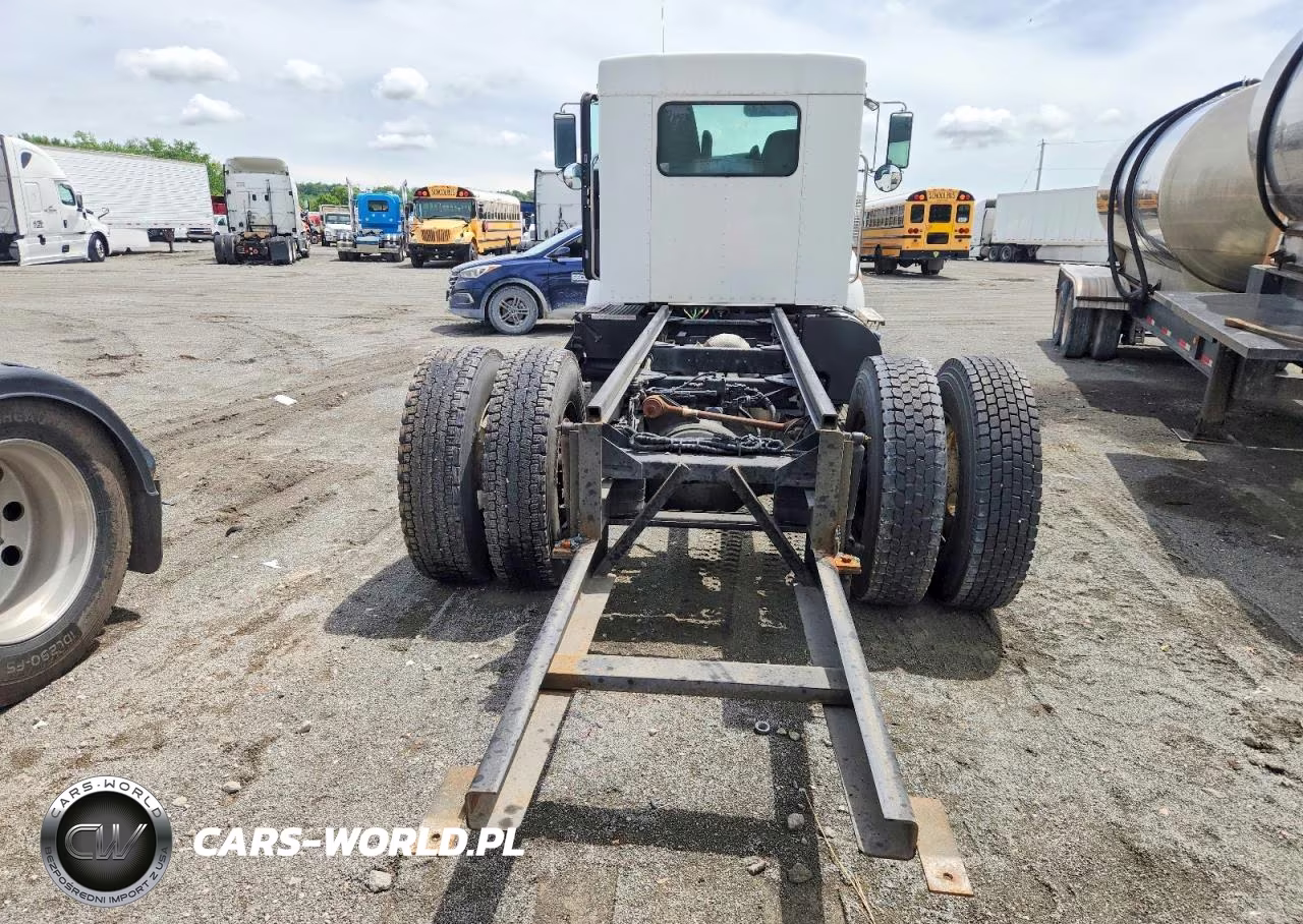 2013 Kenworth T370 Truck Cab And Chassis VIN:2NKHHM7X2DM338996 - 9