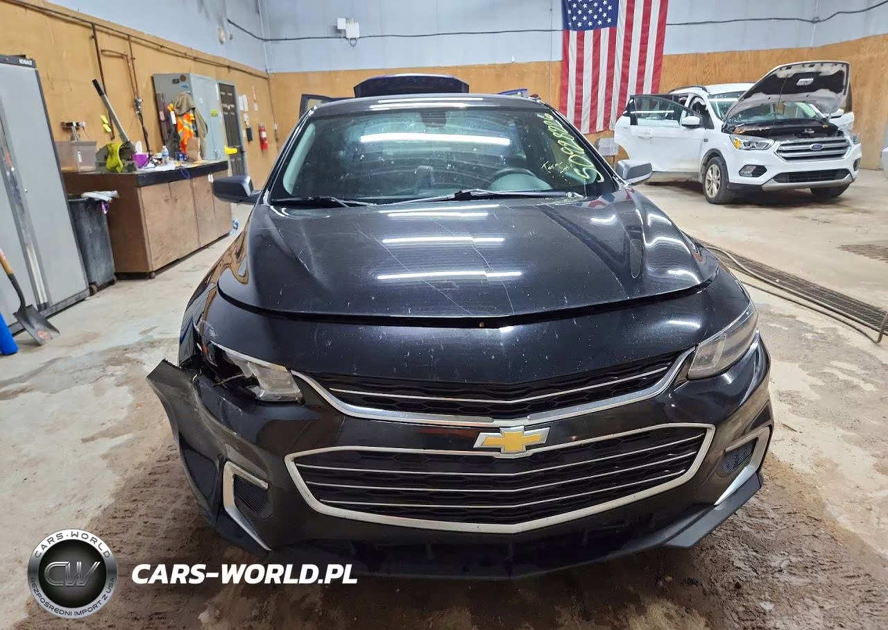 2018 Chevrolet Malibu VIN:1G1ZC5ST3JF159735 - 5