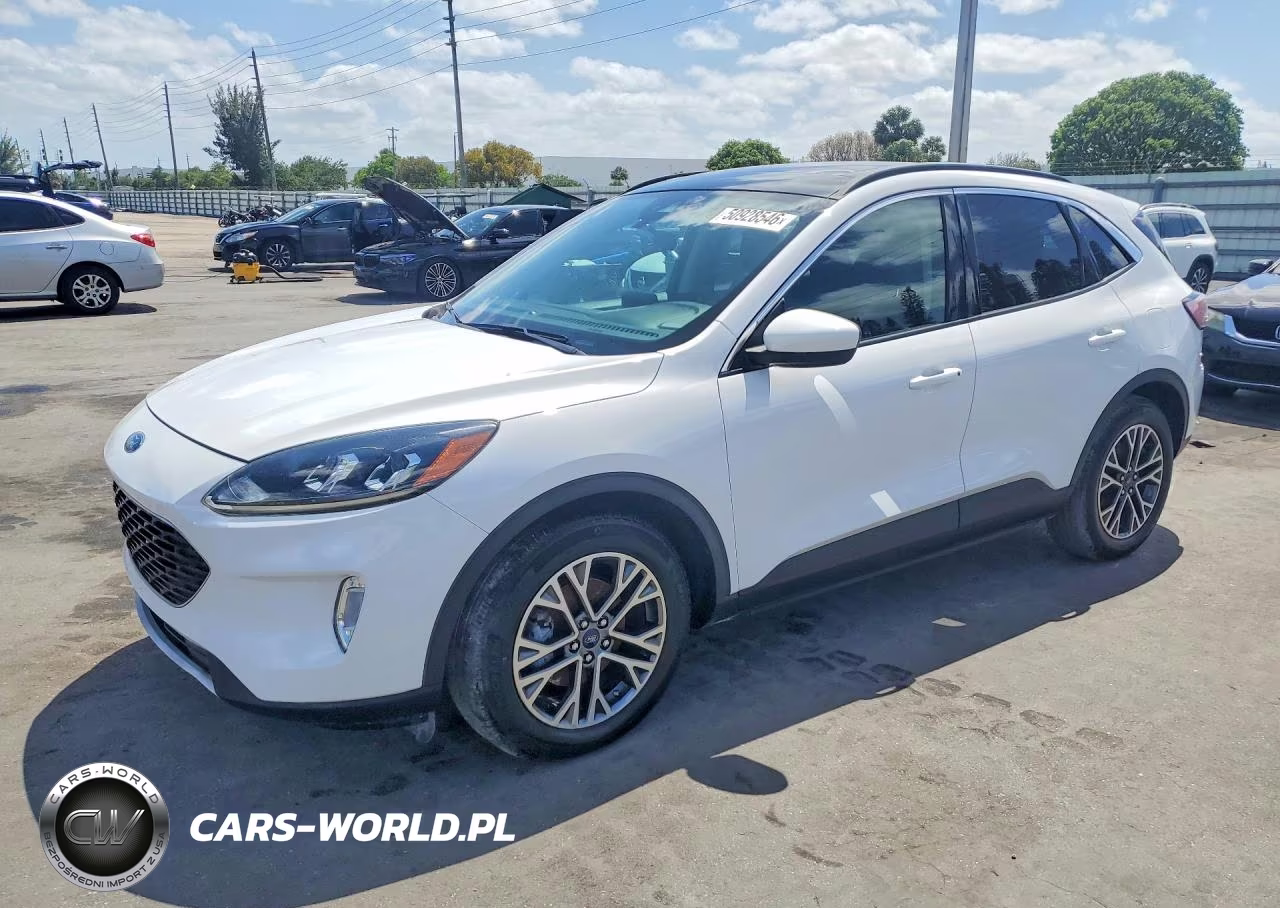 2020 Ford Escape Sel