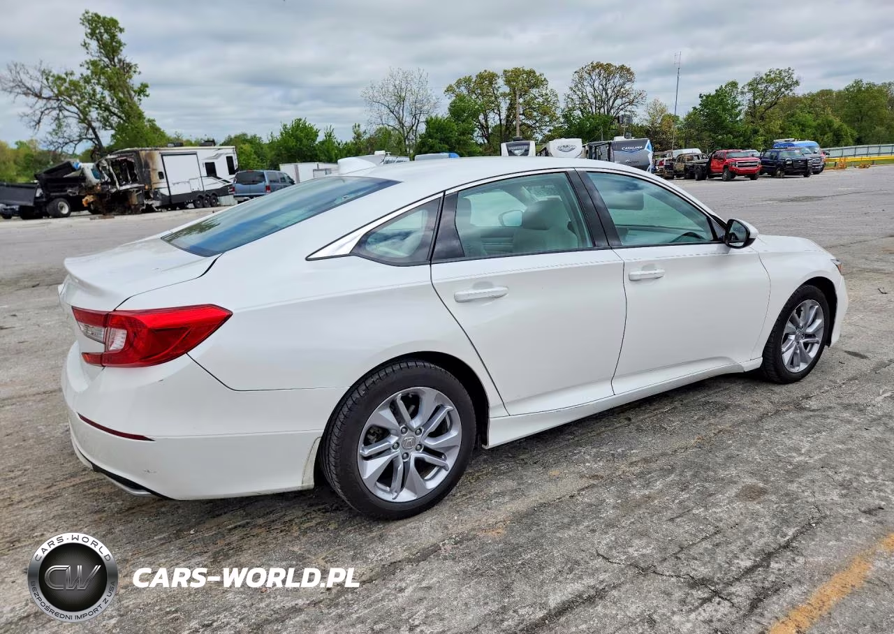 2018 Honda Accord Lx VIN:1HGCV1F17JA073271 - 3