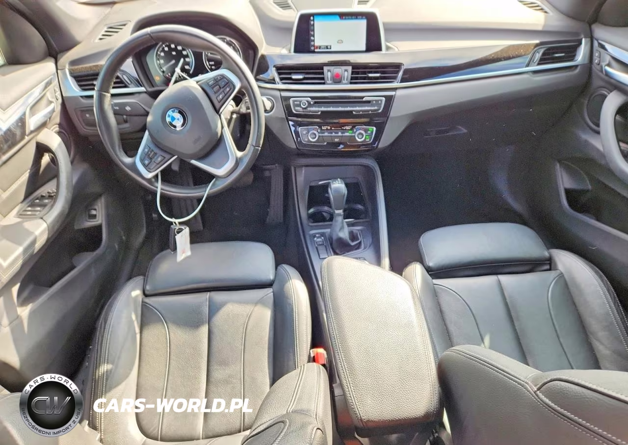 2018 BMW X1 Sdrive28I VIN:WBXHU7C32J5L07599 - 8