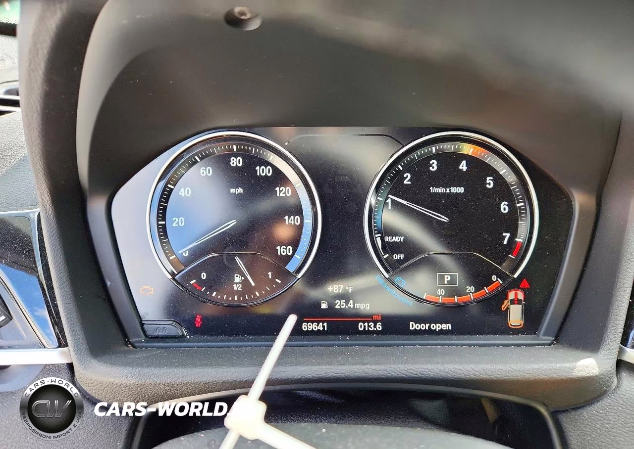 2018 BMW X1 Sdrive28I VIN:WBXHU7C32J5L07599 - 9