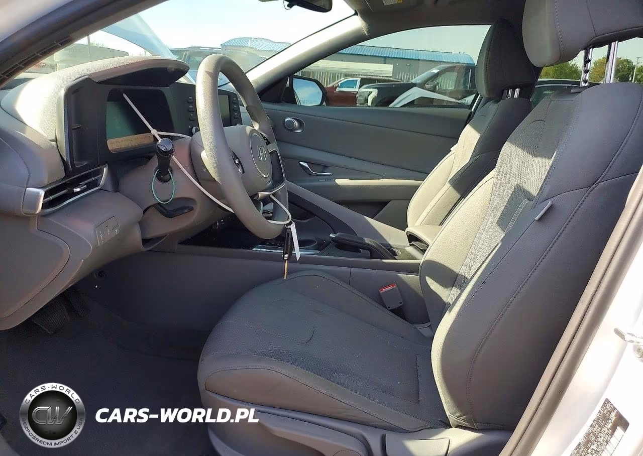 2025 Hyundai Elantra Se VIN:KMHLL4DG1SU936154 - 7
