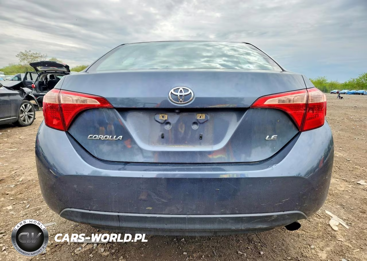 2017 Toyota Corolla Le VIN:5YFBURHE2HP651309 - 6