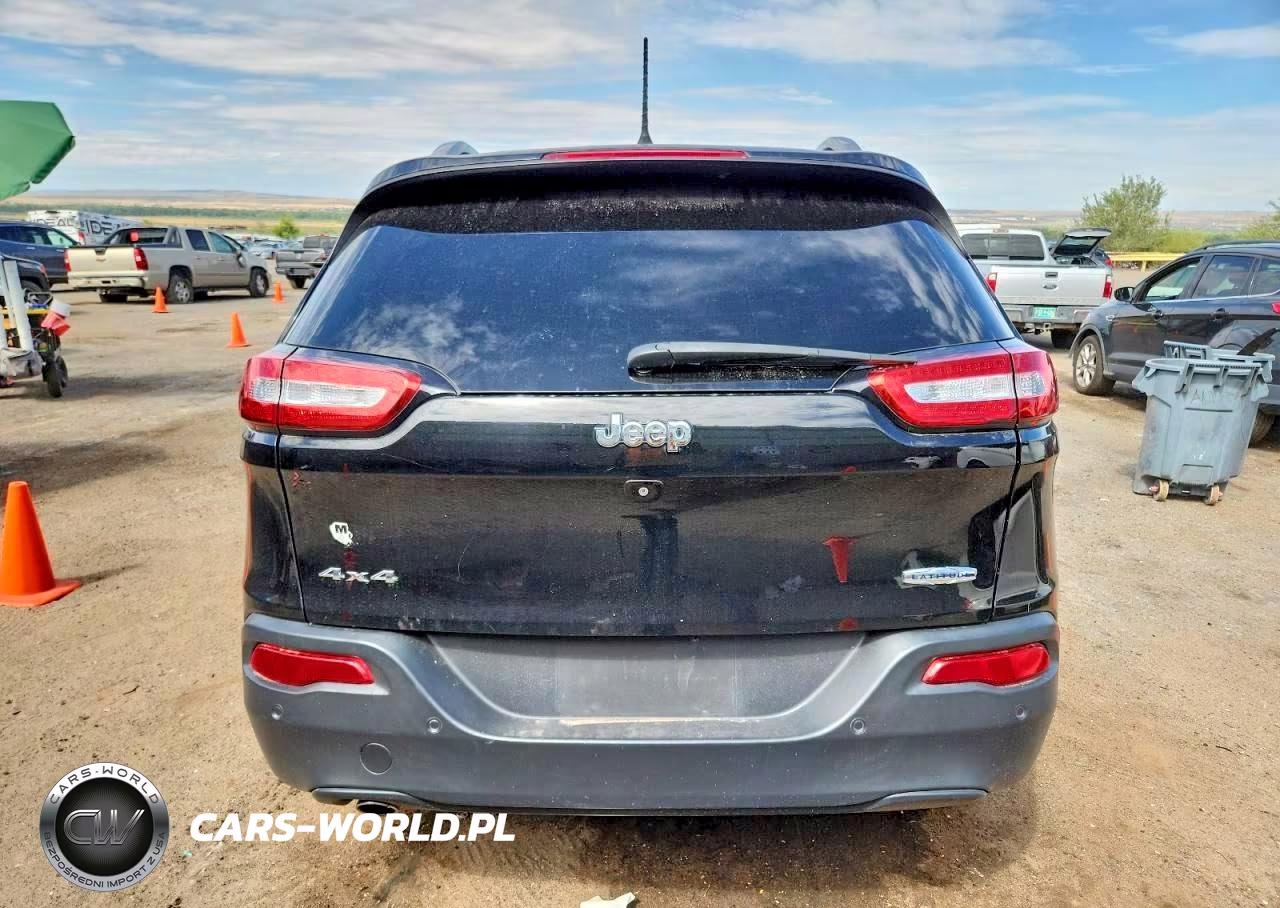 2018 Jeep Cherokee Latitude Plus VIN:1C4PJMLB0JD507104 - 6
