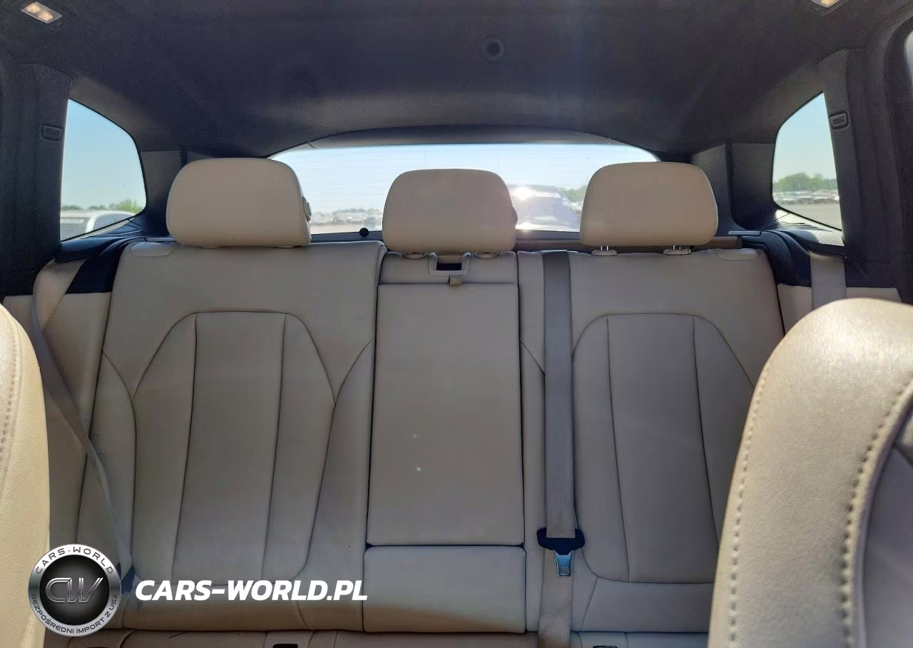 2019 BMW X3 Sdrive30I VIN:5UXTR7C54KLE97642 - 10