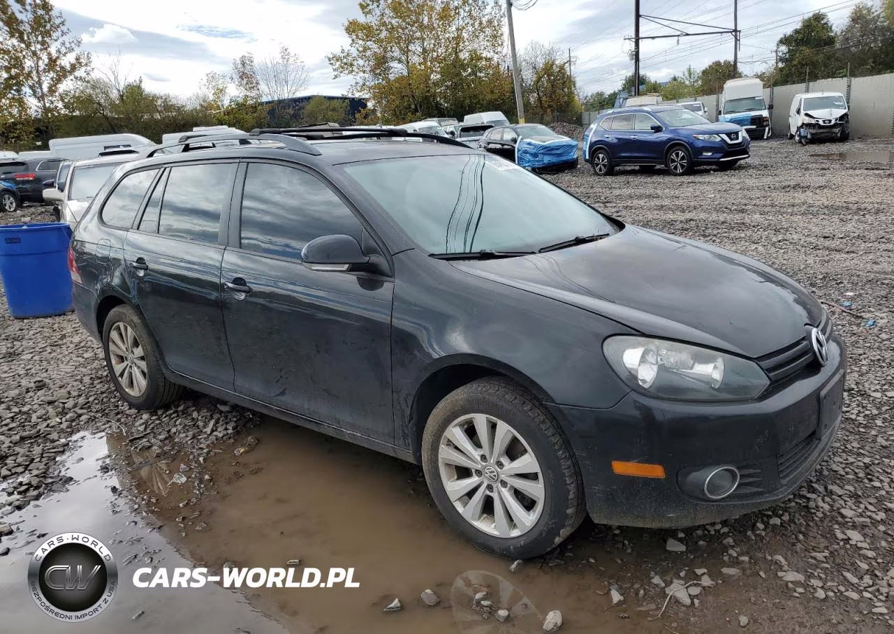 2010 Volkswagen Jetta S VIN:3VWMZ7AJ0AM631723 - 4