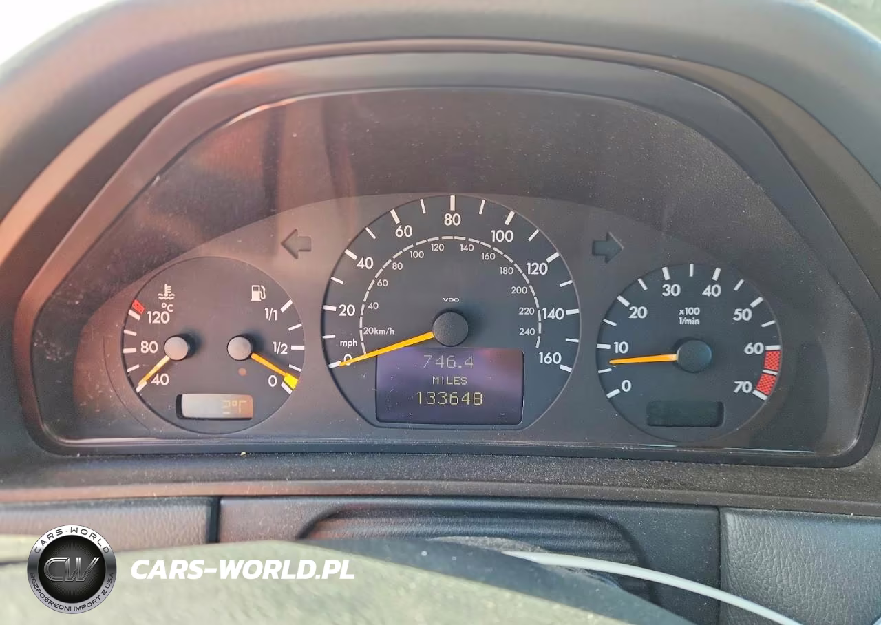 2001 Mercedes-Benz E 430 VIN:WDBJF70J21B215288 - 9