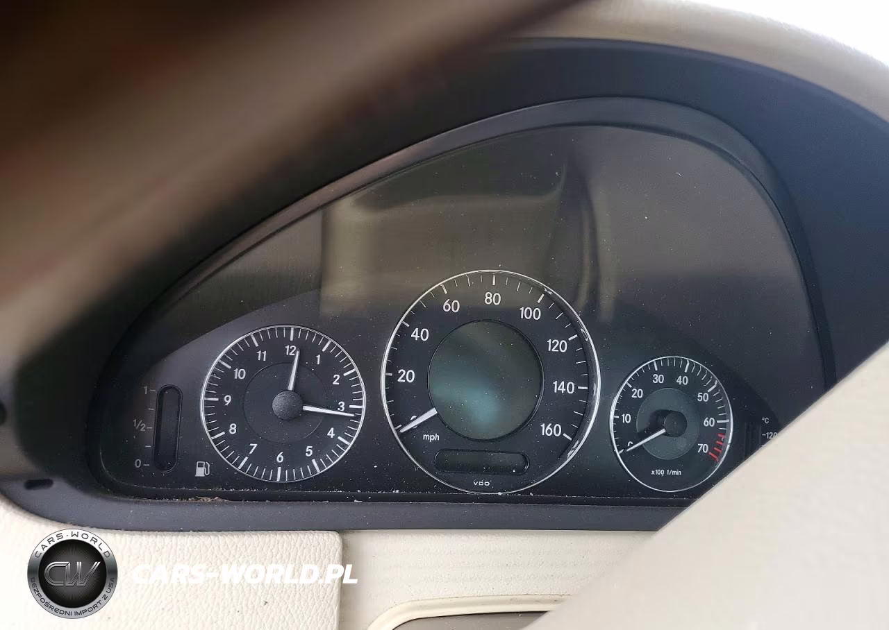 2008 Mercedes-Benz Clk 350 VIN:WDBTJ56H08F248938 - 9