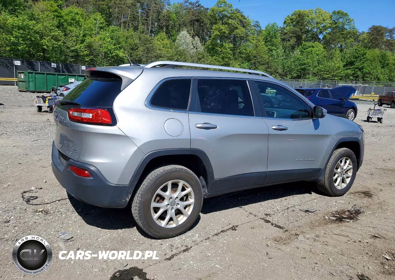 2014 Jeep Cherokee Latitude VIN:1C4PJMCB9EW226381 - 3