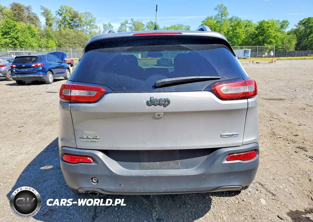 2014 Jeep Cherokee Latitude VIN:1C4PJMCB9EW226381 - 6