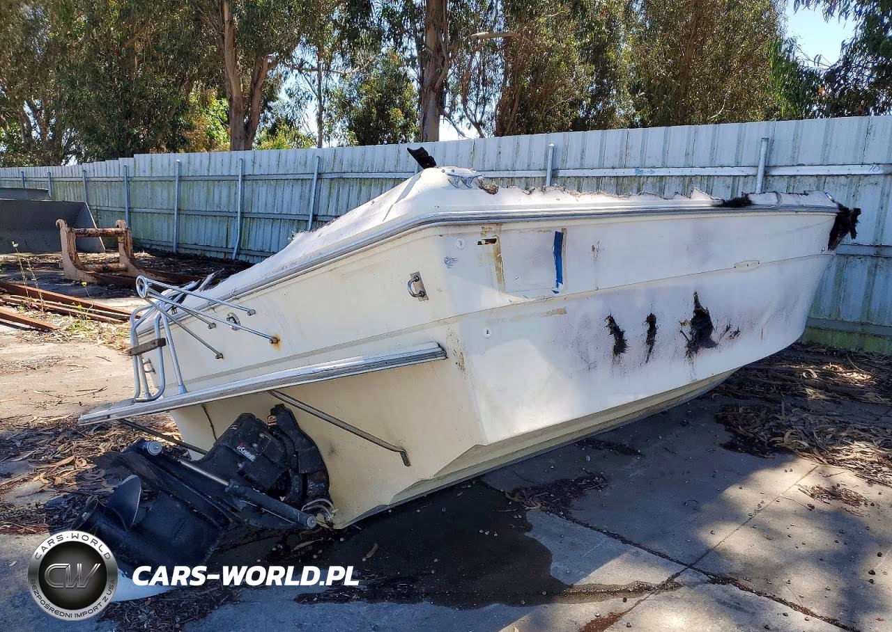 1982 Sea Ray 200 Signat VIN:SER1A8211182 - 4